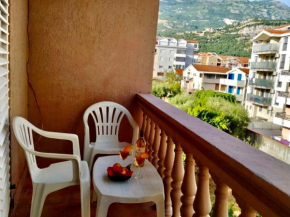 Apartment in Budva center with good location and parking neaby